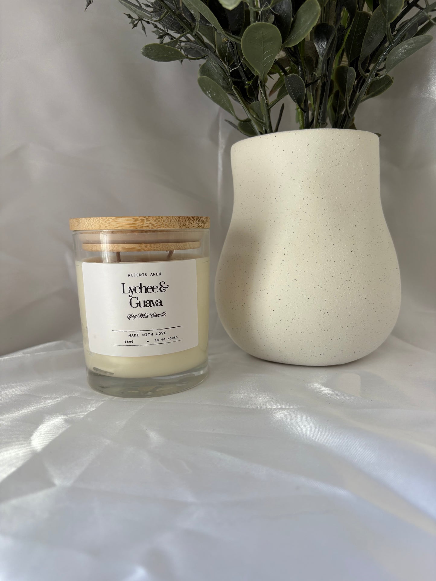 Lychee & Guava Candle 180g